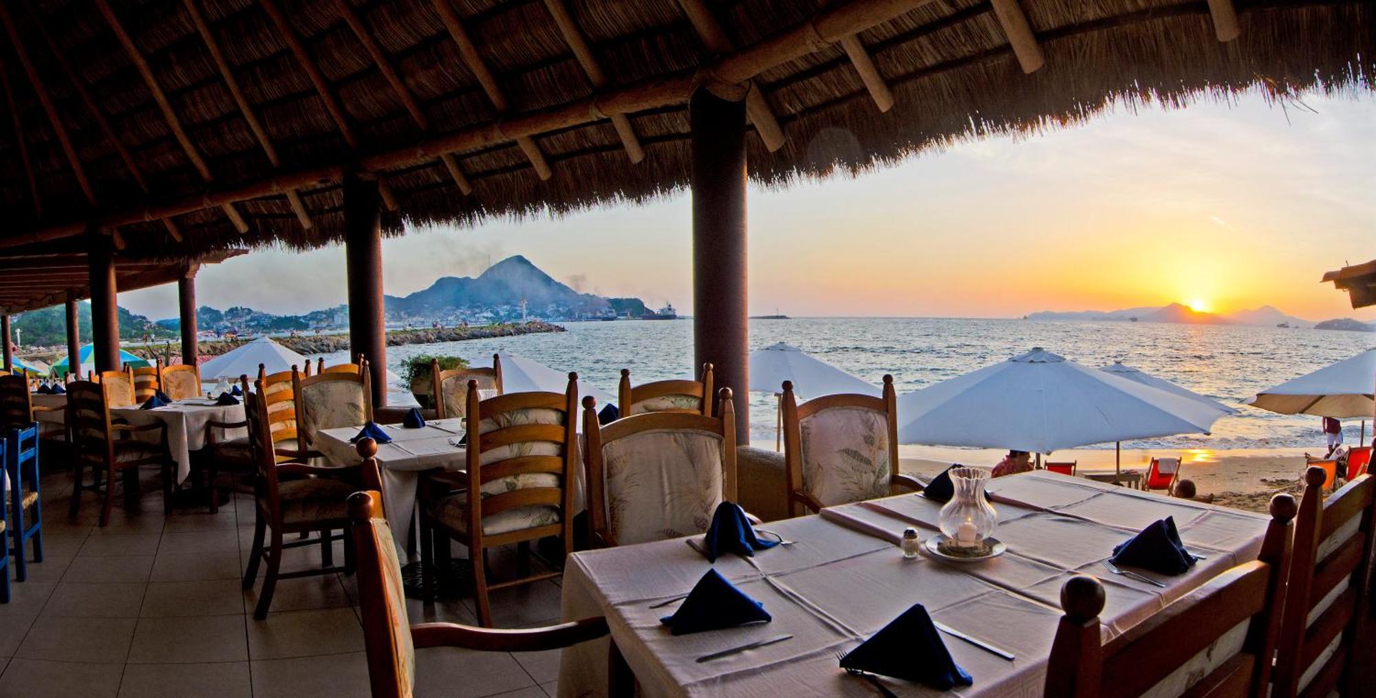 Hotel Marina Puerto Dorado - Todo Incluido マンサニージョ エクステリア 写真