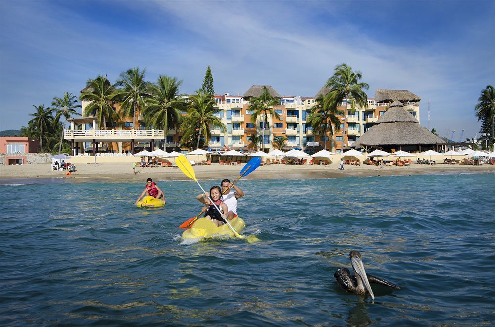 Hotel Marina Puerto Dorado - Todo Incluido マンサニージョ エクステリア 写真